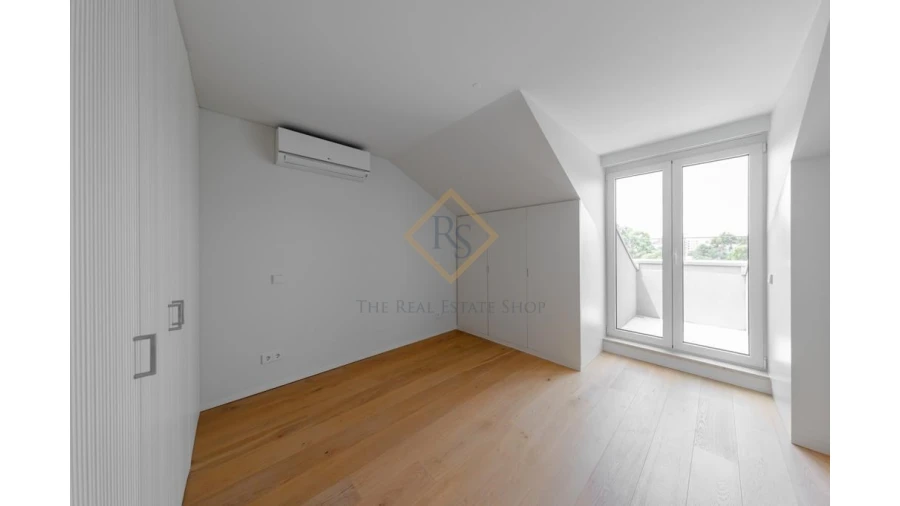 Apartamento T2 para Venda em Alvalade Foto 17