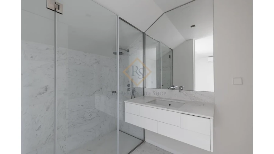 Apartamento T2 para Venda em Alvalade Foto 19