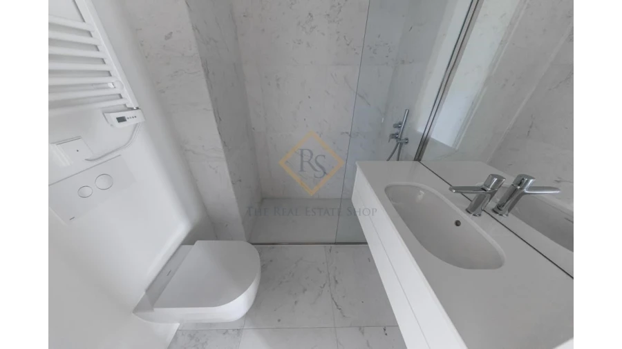 Apartamento T2 para Venda em Alvalade Foto 7