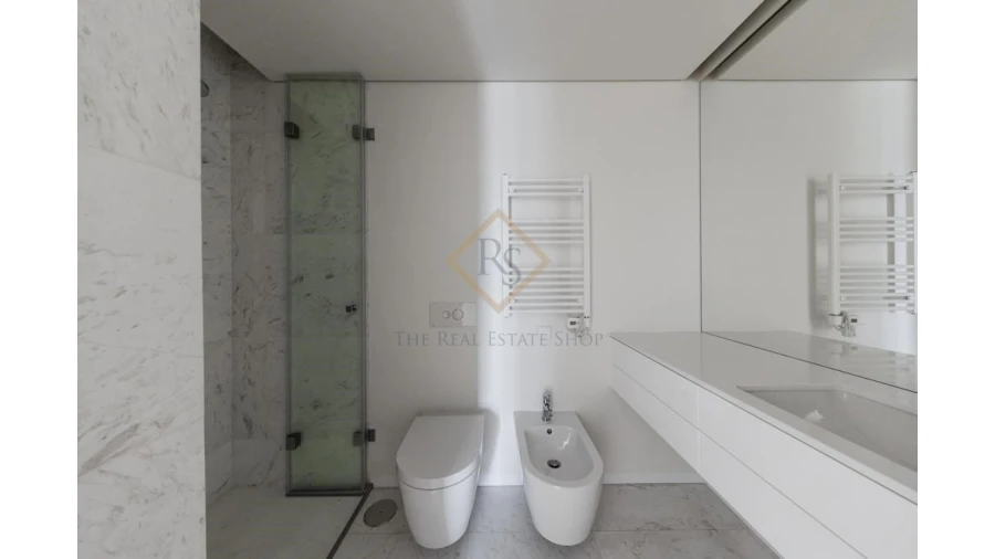 Apartamento T2 para Venda em Alvalade Foto 15