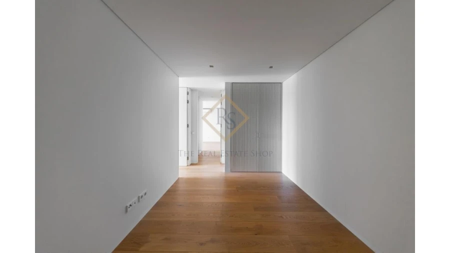 Apartamento T2 para Venda em Alvalade Foto 12