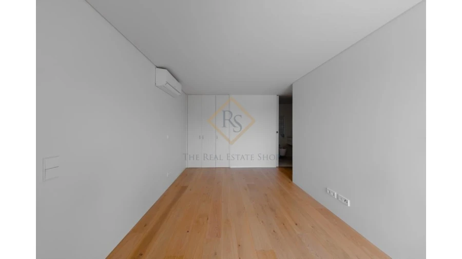 Apartamento T2 para Venda em Alvalade Foto 14
