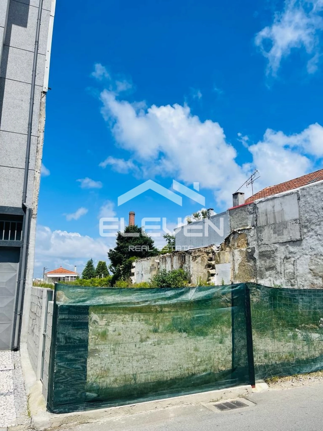 Terreno para Venda em Oliveira do Douro Foto 5