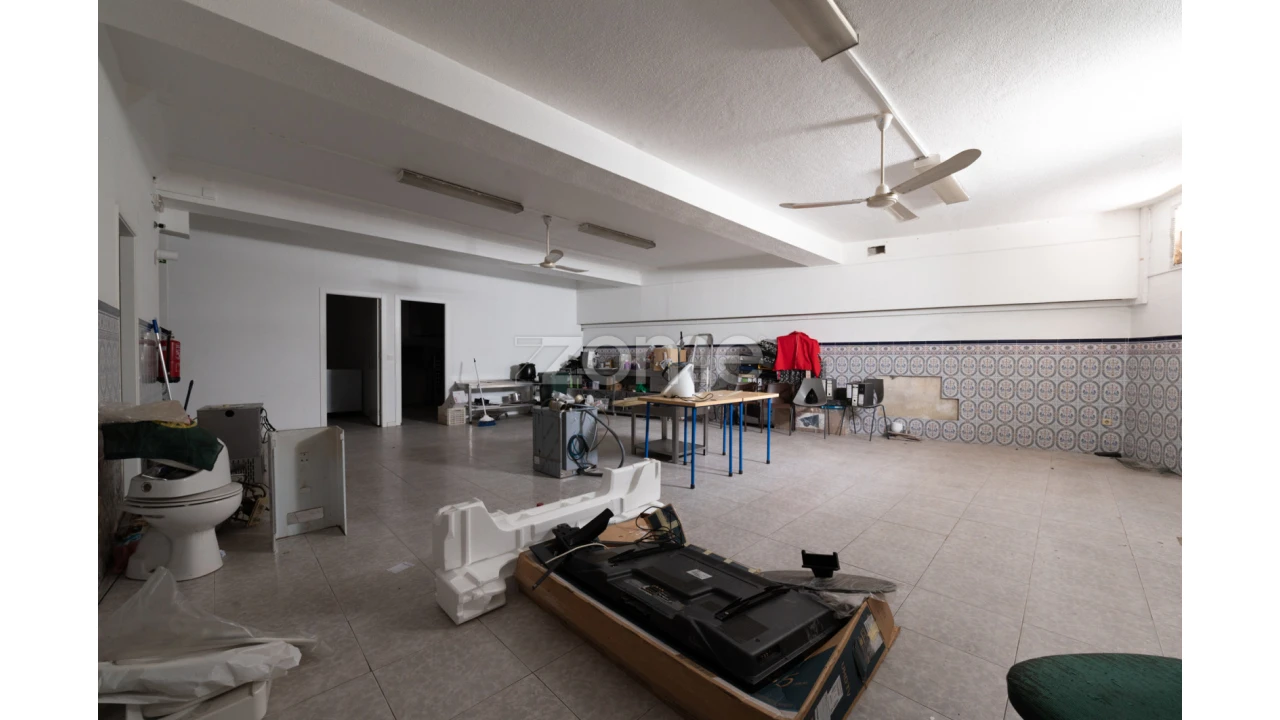 Negócio para Venda em Laranjeiro e Feijó Foto 11