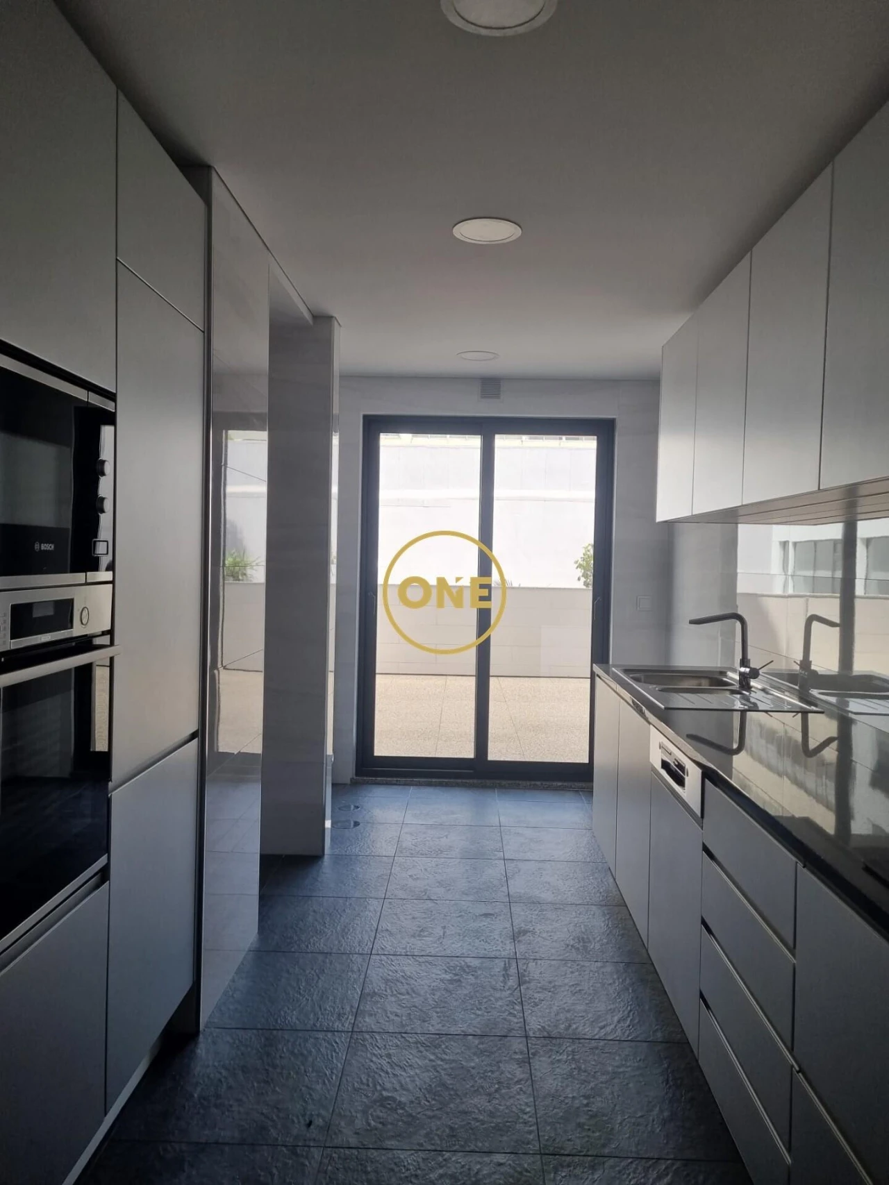 Apartamento T2 para Venda em Cedofeita, Santo Ildefonso, Sé, Miragaia, São Nicolau e Vitória Foto 50