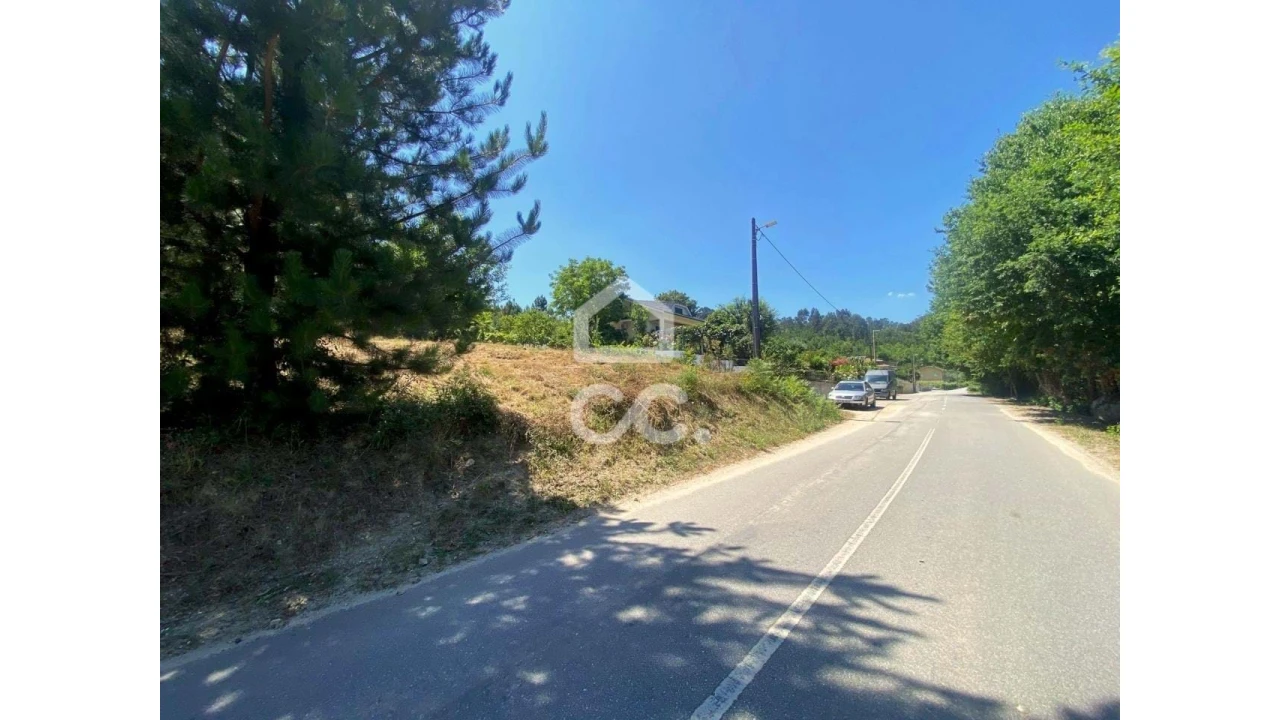Terreno para Venda em Couto de Baixo e Couto de Cima Foto 14