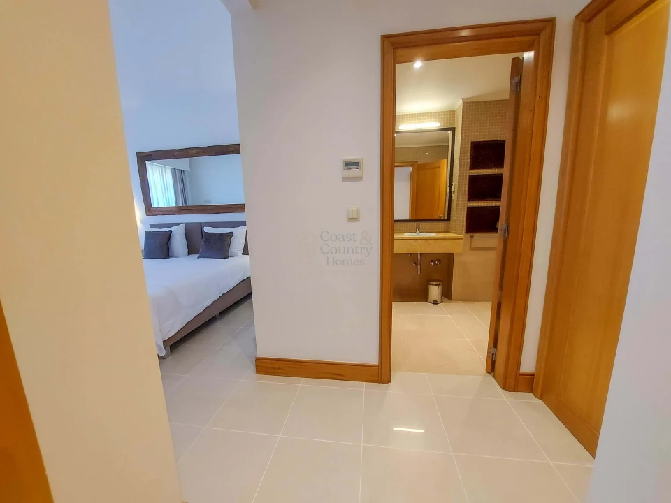 Apartamento T2 para Venda em Quarteira Foto 6