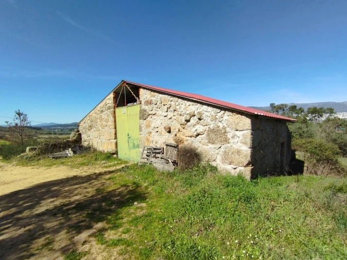 Quinta T0 para Venda em Ferro Foto 11