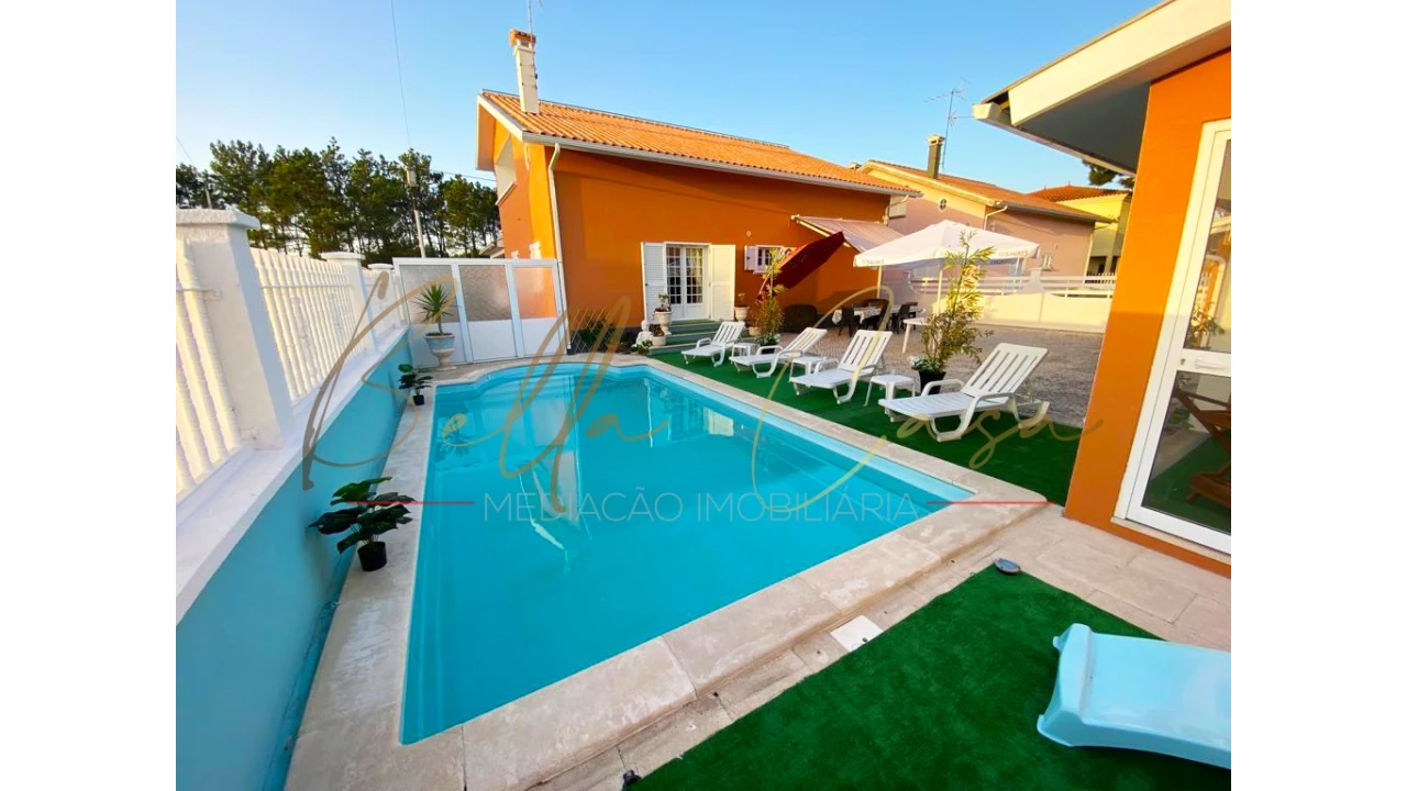 Moradia T4 para Venda em Gafanha da Boa Hora Foto 1