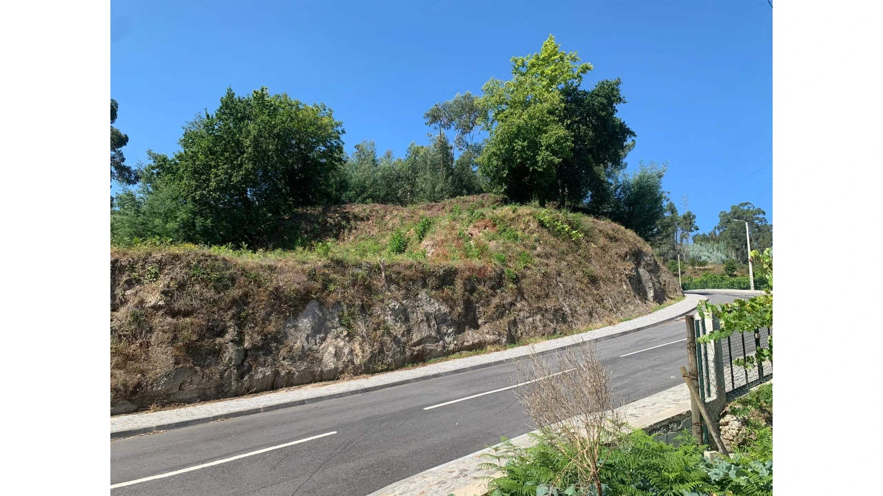 Terreno para Venda em Santa Eulália Foto 9