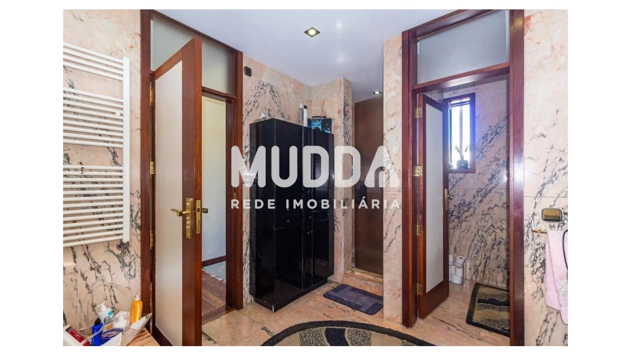 Moradia T5 para Venda em Mozelos Foto 37