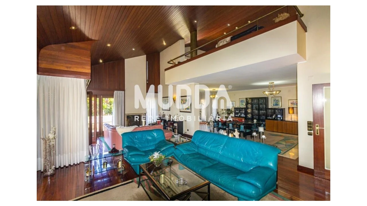 Moradia T5 para Venda em Mozelos Foto 16