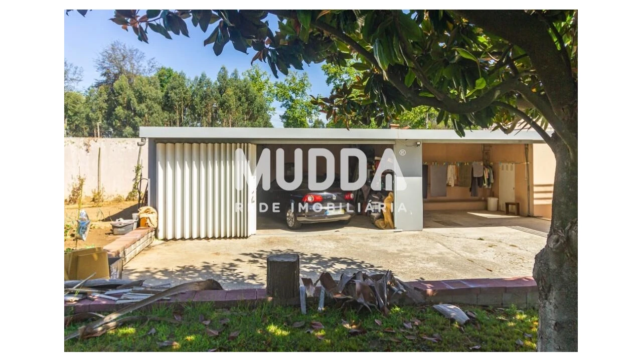 Moradia T5 para Venda em Mozelos Foto 64