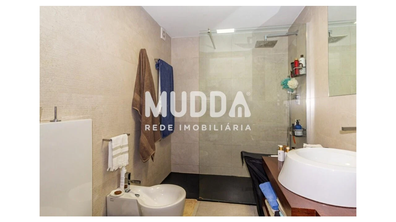 Moradia T5 para Venda em Mozelos Foto 59