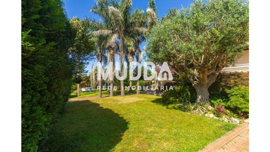 Moradia T5 para Venda em Mozelos Foto 66