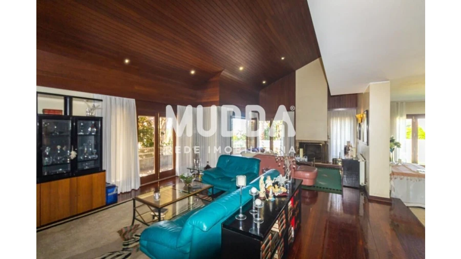 Moradia T5 para Venda em Mozelos Foto 15