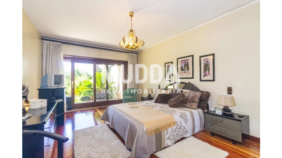 Moradia T5 para Venda em Mozelos Foto 27