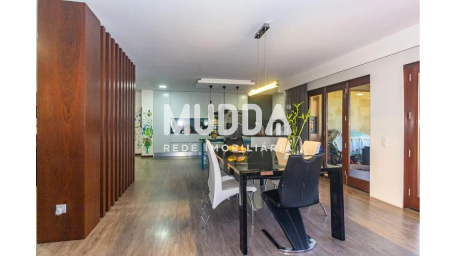 Moradia T5 para Venda em Mozelos Foto 54