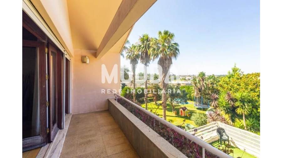 Moradia T5 para Venda em Mozelos Foto 44