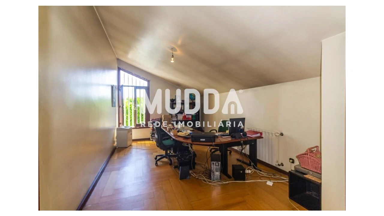 Moradia T5 para Venda em Mozelos Foto 45