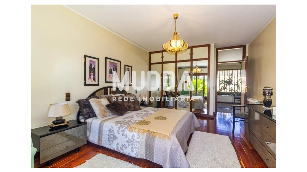 Moradia T5 para Venda em Mozelos Foto 28