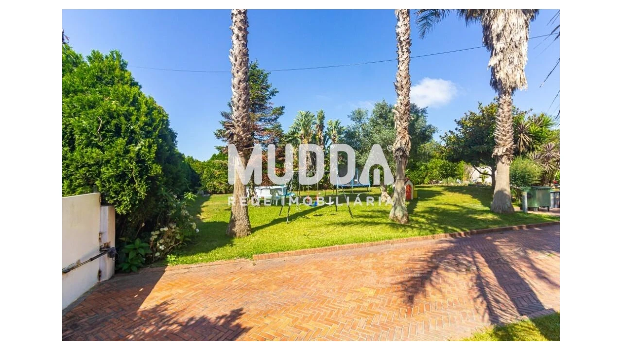 Moradia T5 para Venda em Mozelos Foto 65