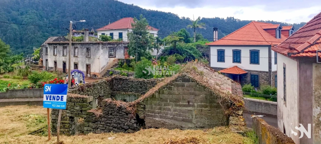 Terreno para Venda em Ribeira da Janela Foto 15