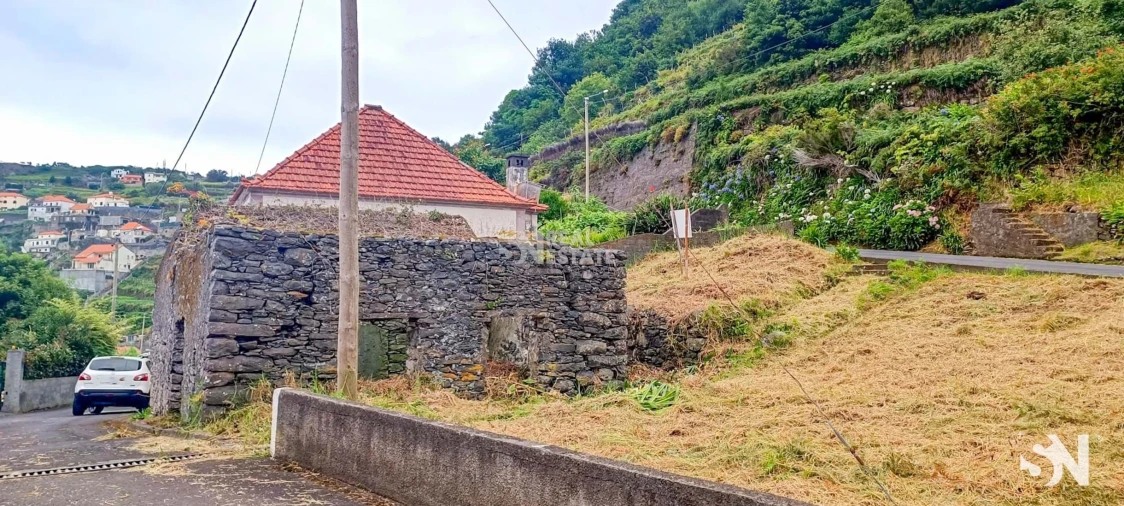 Terreno para Venda em Ribeira da Janela Foto 12