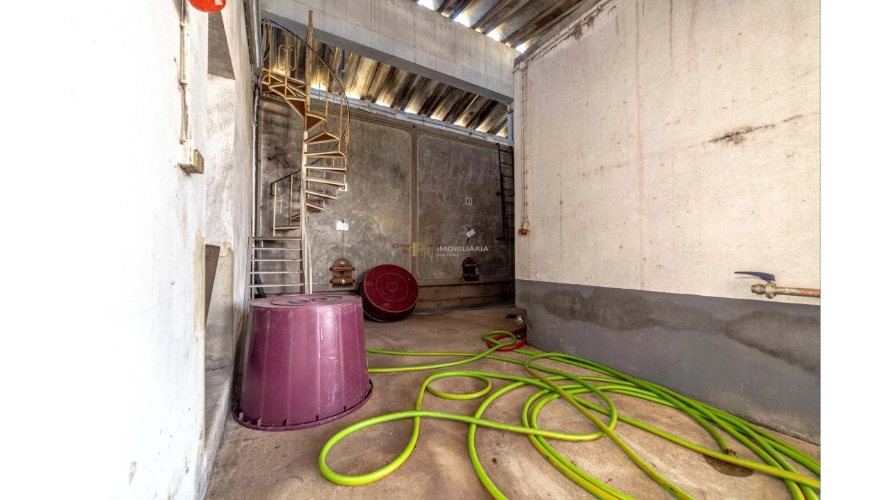 Armazém para Venda em Fazendas de Almeirim Foto 27