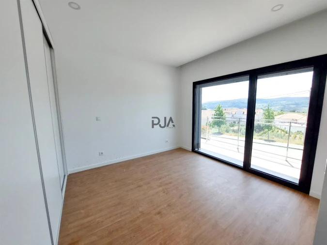 Apartamento T3 para Venda em Insua Foto 6