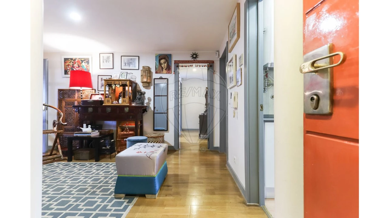 Apartamento T4 para Venda em Campolide Foto 27
