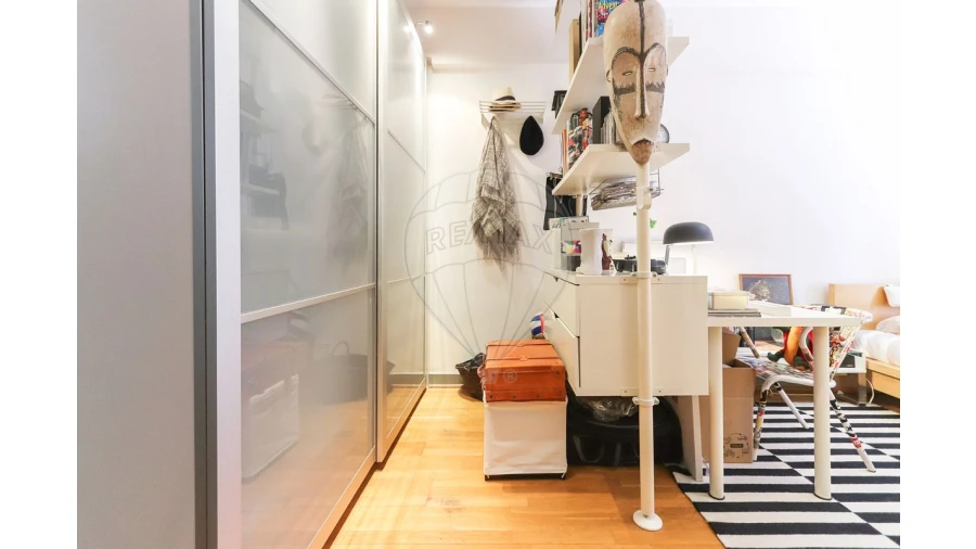 Apartamento T4 para Venda em Campolide Foto 22