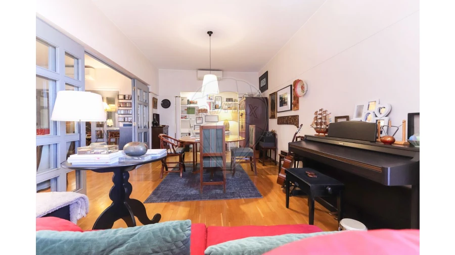Apartamento T4 para Venda em Campolide Foto 30