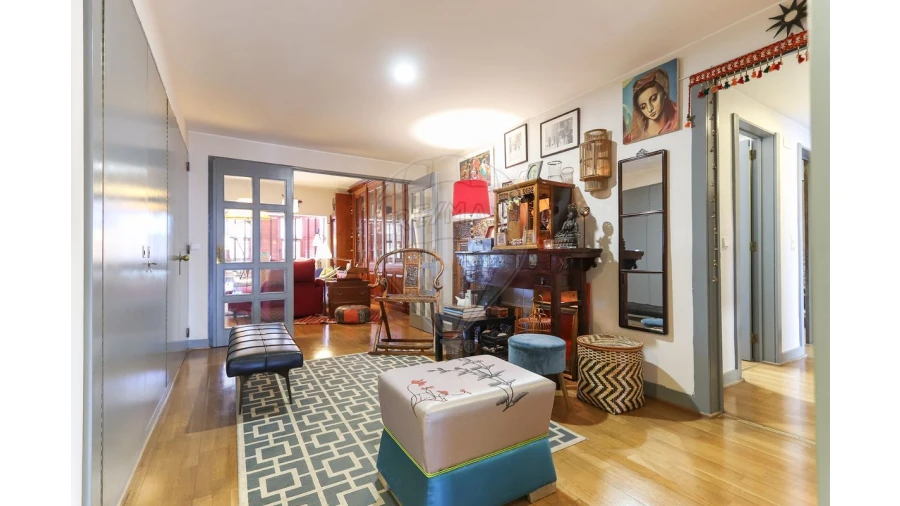 Apartamento T4 para Venda em Campolide Foto 28