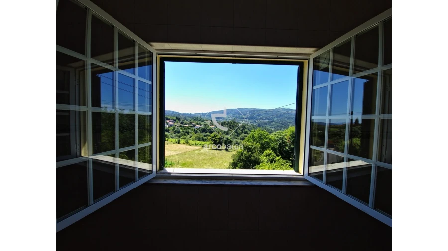 Moradia T3 para Venda em Sande, Vilarinho, Barros e Gomide Foto 33
