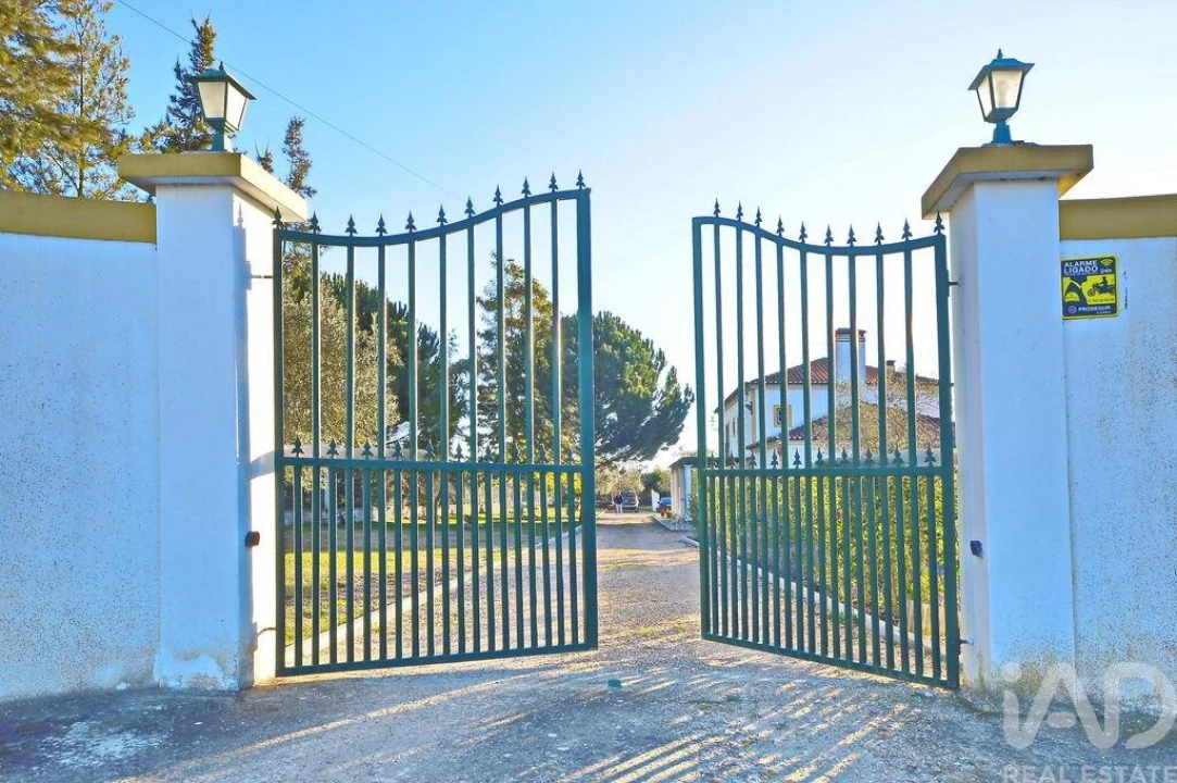 Moradia T5 para Venda em Santa Maria do Castelo e Santiago e Santa Susana Foto 27