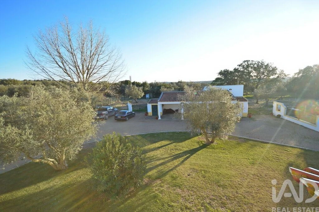 Moradia T5 para Venda em Santa Maria do Castelo e Santiago e Santa Susana Foto 14