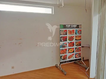 Loja para Venda em Albufeira e Olhos de Água