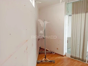 Loja para Venda em Albufeira e Olhos de Água