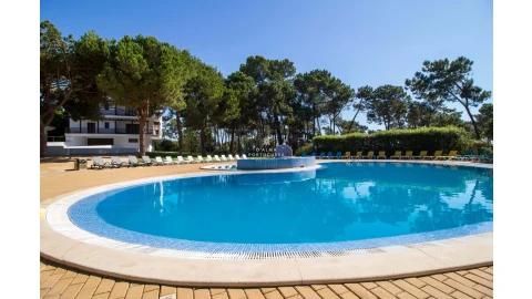 Apartamento T3 para Arrendamento férias em Albufeira e Olhos de Água