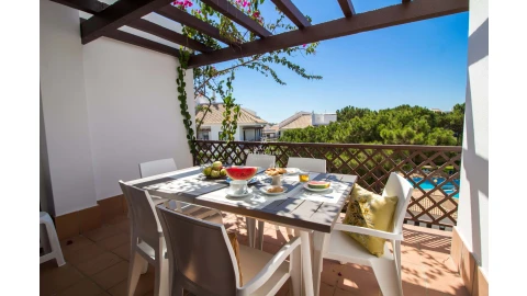 Apartamento T3 para Arrendamento férias em Albufeira e Olhos de Água