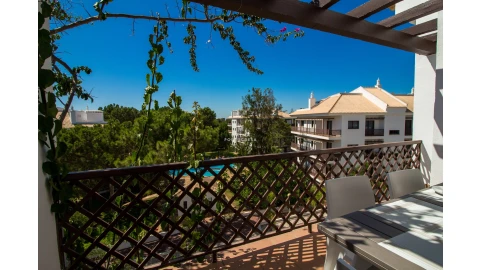 Apartamento T3 para Arrendamento férias em Albufeira e Olhos de Água