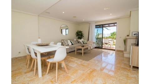 Apartamento T3 para Arrendamento férias em Albufeira e Olhos de Água