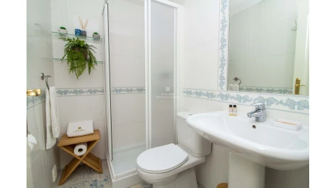 Apartamento T3 para Arrendamento férias em Albufeira e Olhos de Água