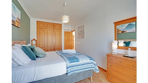 Apartamento T3 para Arrendamento férias em Albufeira e Olhos de Água