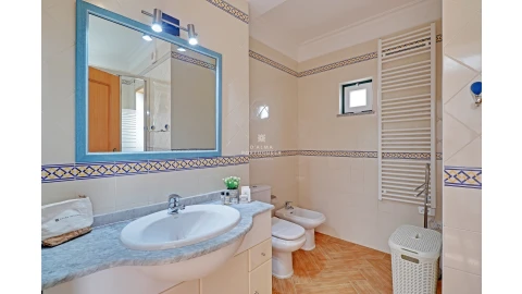 Apartamento T3 para Arrendamento férias em Albufeira e Olhos de Água