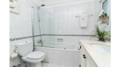 Apartamento T2 para Arrendamento férias em Albufeira e Olhos de Água