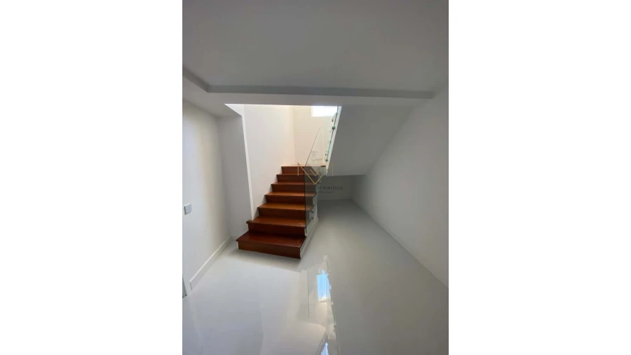 Moradia para Venda em Charneca de Caparica e Sobreda Foto 9