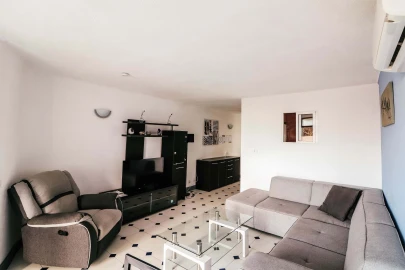 Apartamento T2 para Arrendamento férias em Albufeira e Olhos de Água