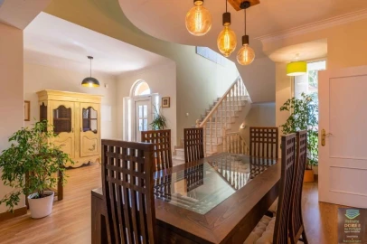 Moradia T4 para Arrendamento férias em Ferragudo